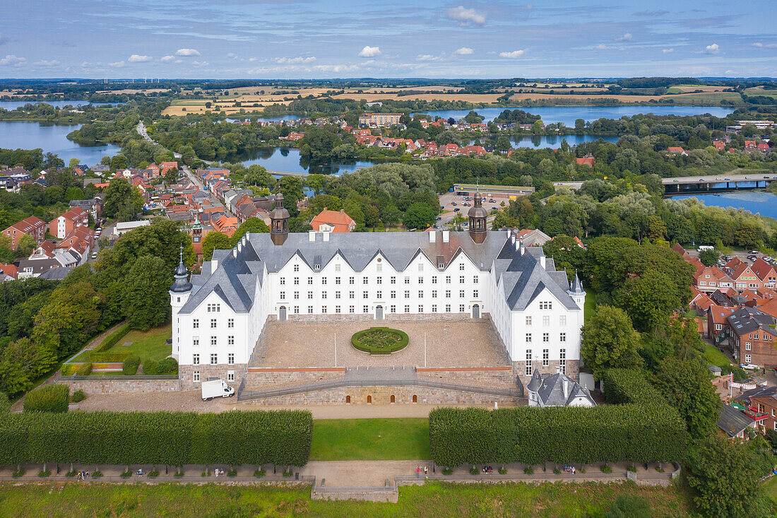 Plöner Schloss am Plöner See, Schleswig-Holstein, Deutschland