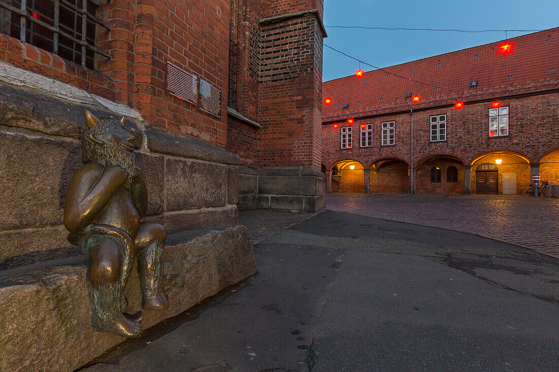  The devil at St. Mary&#39;s Church, Hanseatic City of Luebeck, Schleswig-Holstein, Germany 