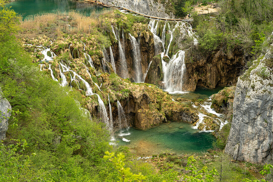  The large waterfall Veliki slap in Plitvice Lakes National Park, Croatia, Europe  