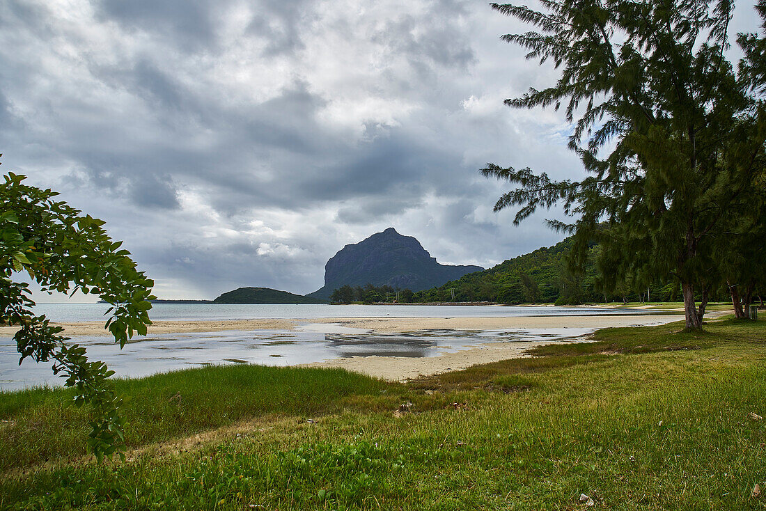  Africa, Mauritius Island, Indian Ocean, South Coast, View of La Morne 