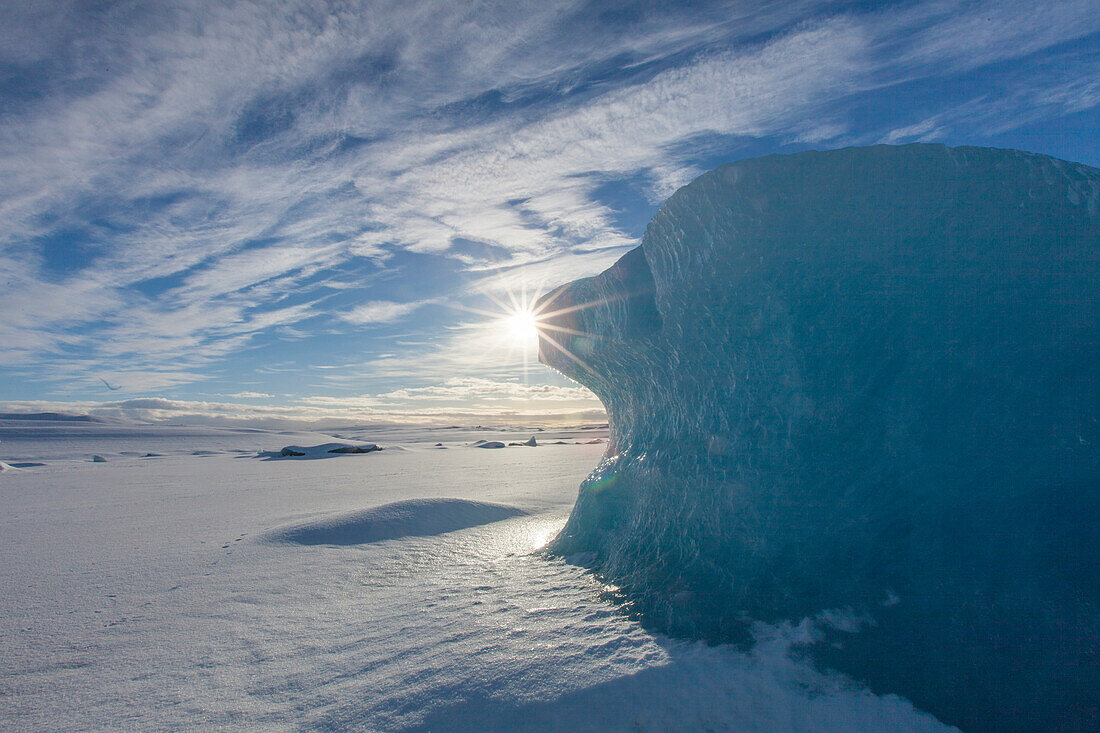  Iceberg in Fjallsarlon glacier lagoon, winter, Iceland 