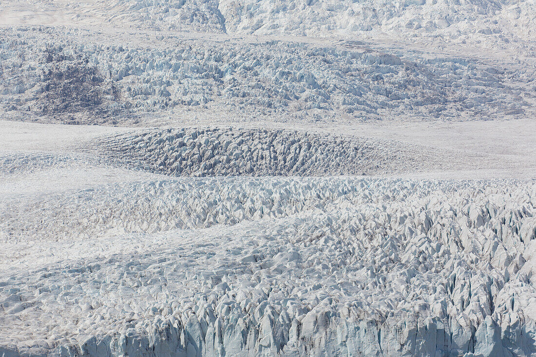  Glacier of Fjallsarlon Glacier Lagoon, summer, Iceland 