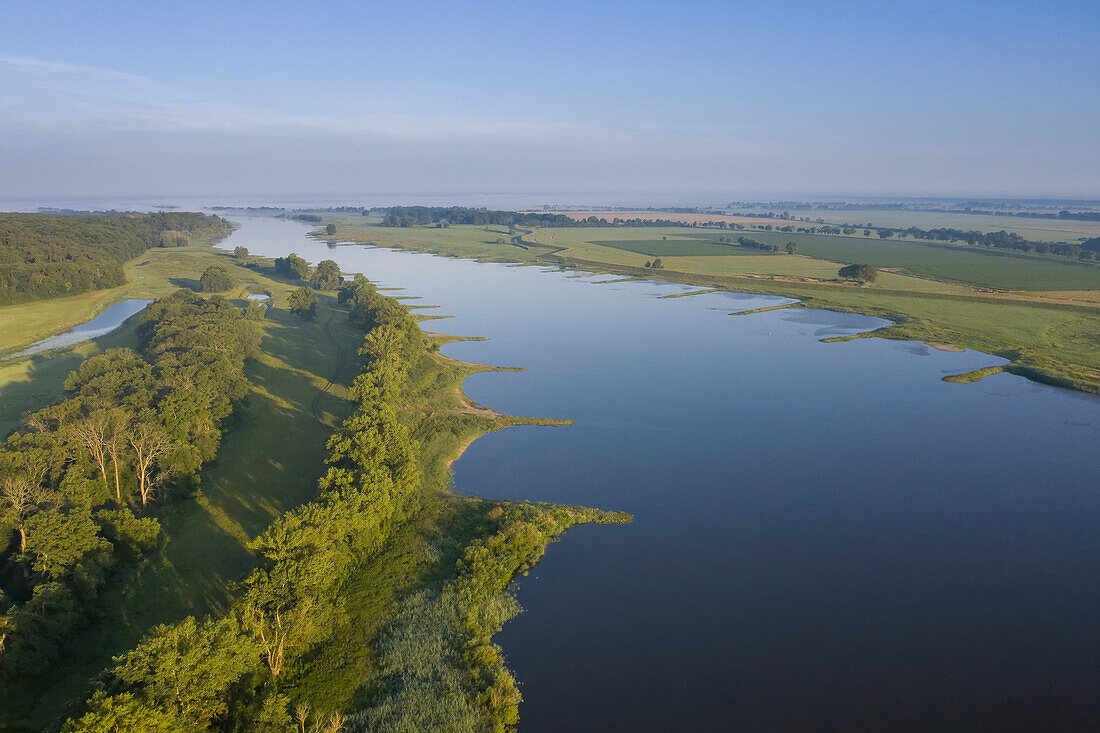  Aerial view of the Elbe, Elbe River Landscape Biosphere Reserve, Lower Saxony, Germany 