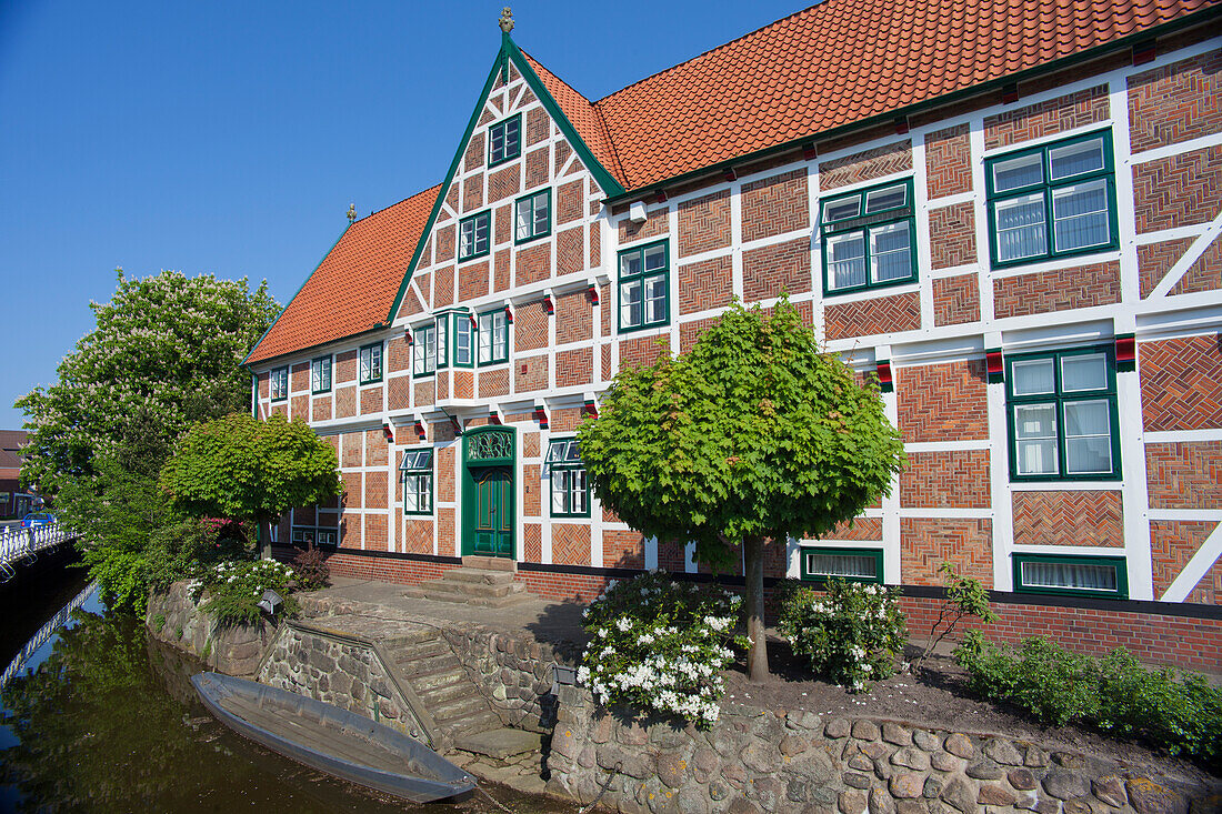 Rathaus von Jork, Altes Land, Niedersachsen, Deutschland