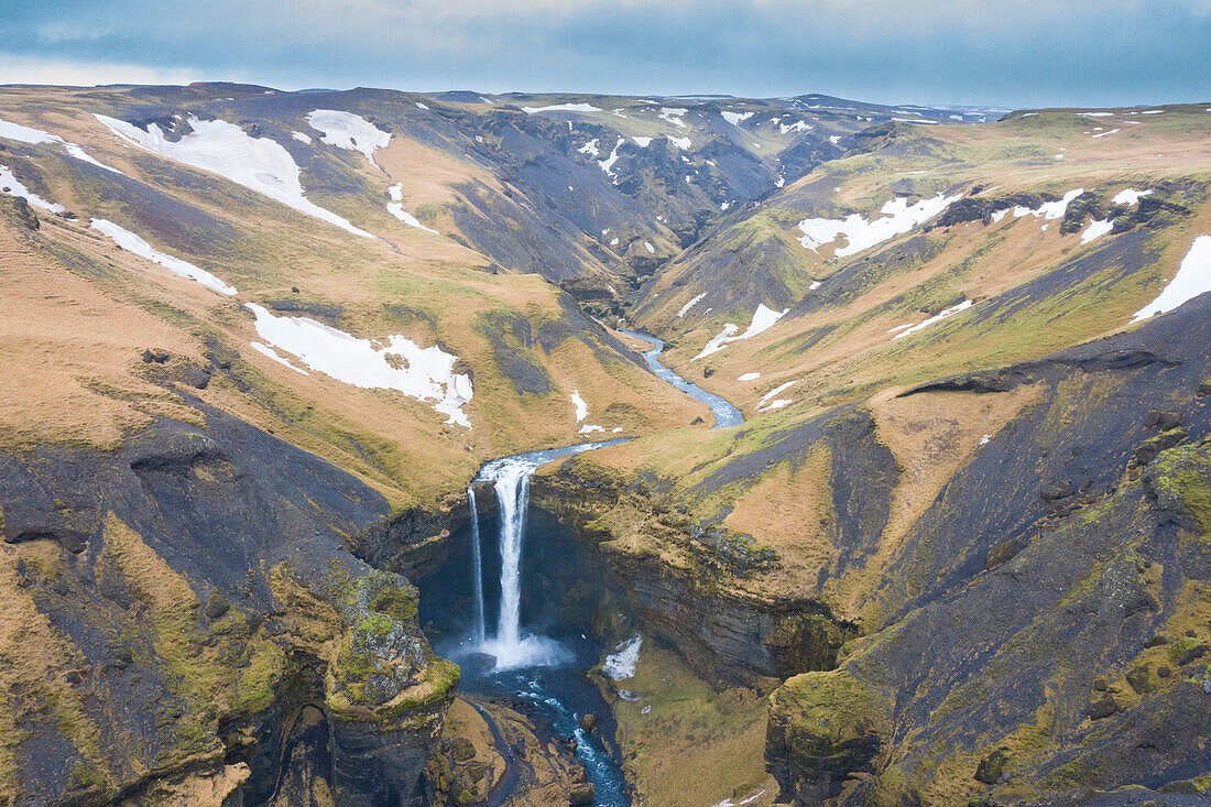 Wasserfall Kvernufoss, Winter, Island