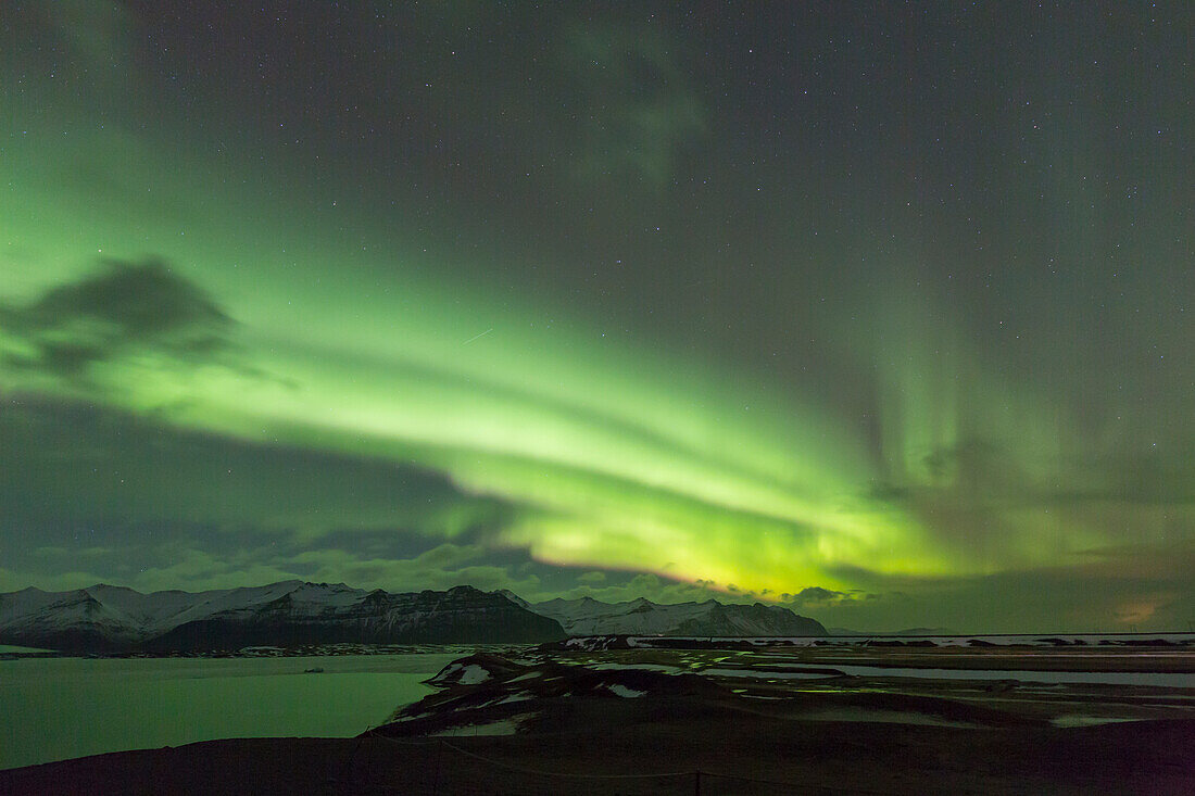 Nordlicht, Aurora borealis, am Nachthimmel, Winter, Island