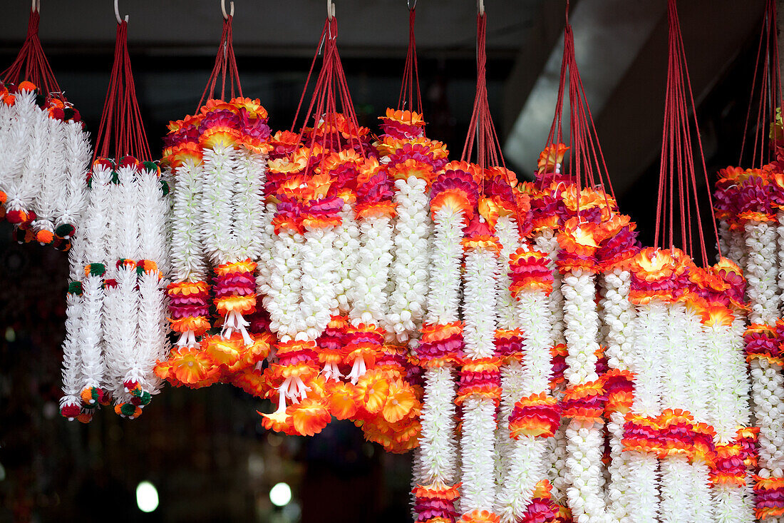 Pune, India, Plastic flower garlands for homes