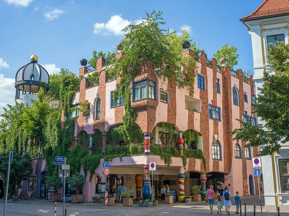  Hundertwasserhaus The Green Citadel of Magdeburg, Magdeburg, Saxony-Anhalt, Central Germany, Germany, Europe 