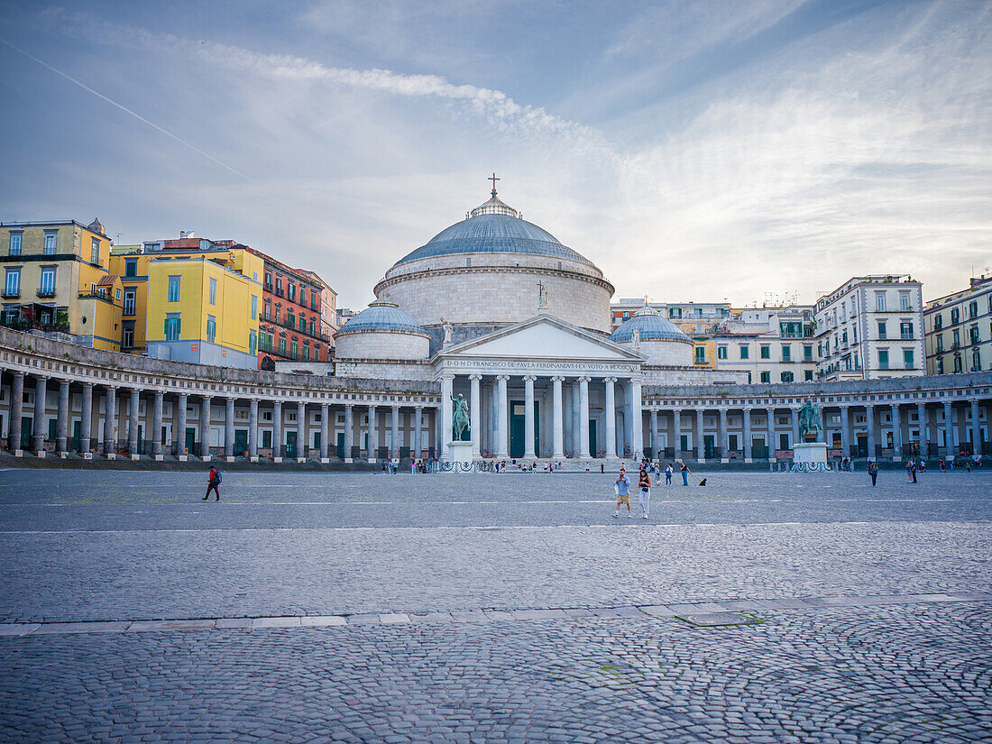 Basilica Reale Pontificia San Francesco da Paola, Piazza del Plebiscito, Neapel, Kampanien, Süditalien, Italien, Europa