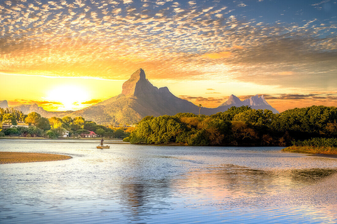  Tamarin Public Beach, sunset, Mauritius, Africa 