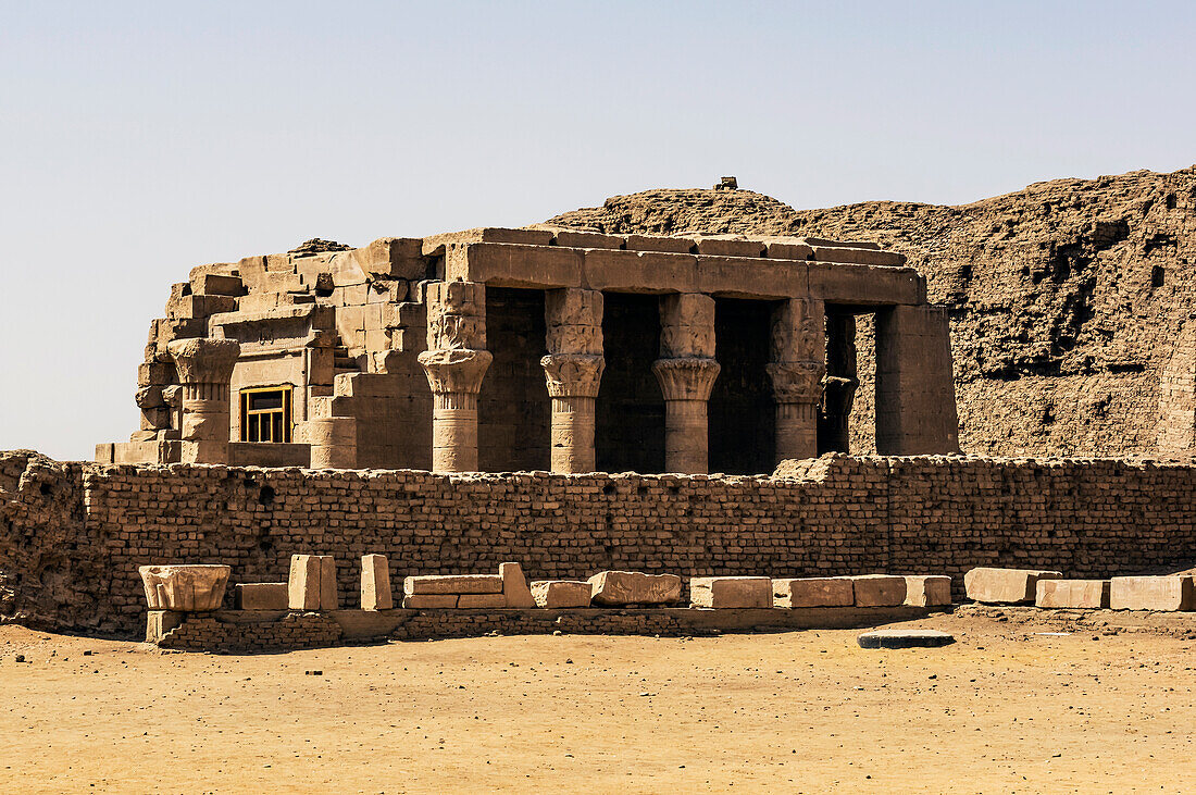  The Temple of Edfu is an ancient Egyptian temple complex on the western edge of the city of Edfu in Upper Egypt. 