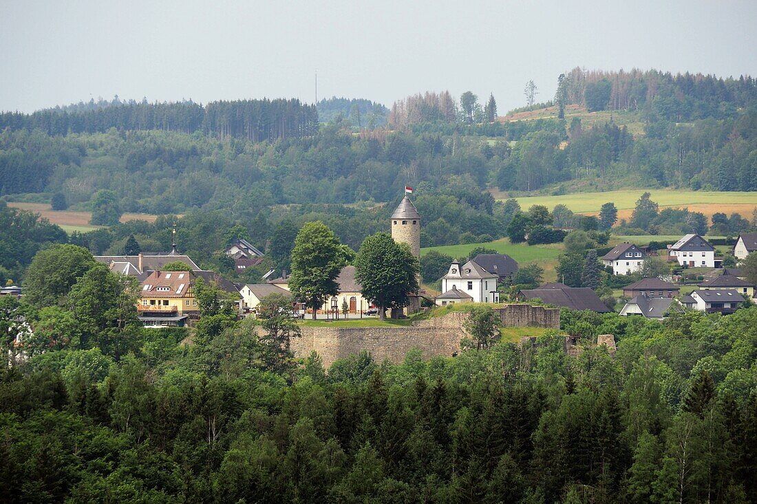  View to Lichtenberg, Franconian Forest, Upper Franconia, Bavaria, Germany 