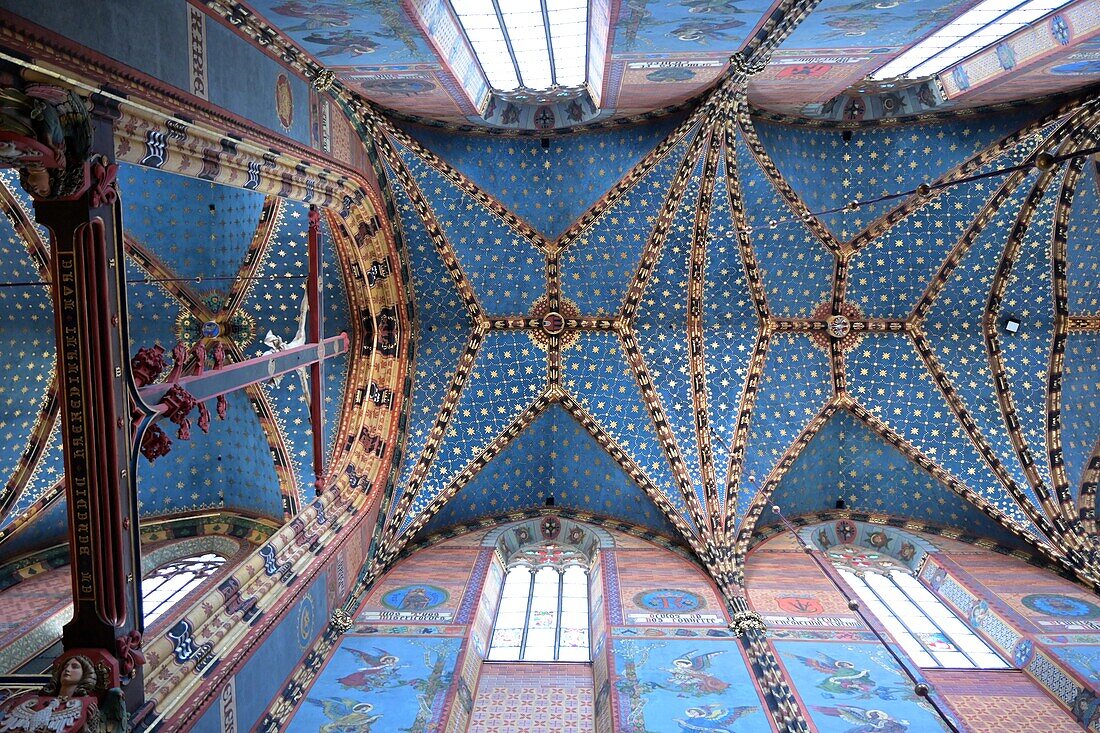  Ceiling of St. Mary&#39;s Basilica, Krakow, Poland 