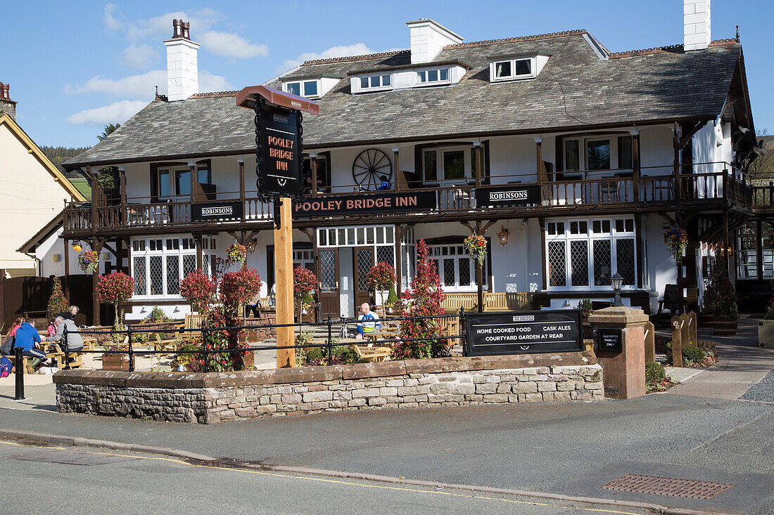 Pooley Bridge Inn, Pooley Bridge village, Lake District national park, Cumbria, England, UK