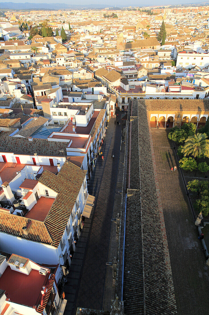 Ansicht der historischen Gebäude im Stadtzentrum, Cordoba, Spanien