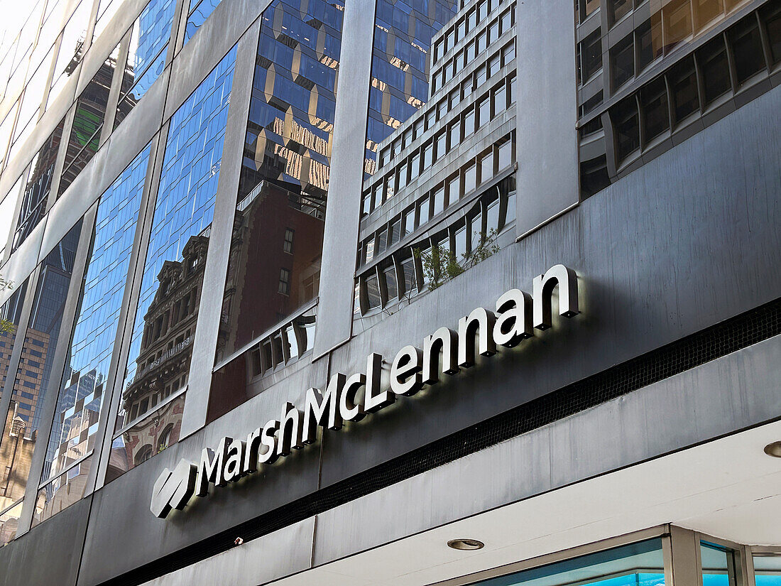  Marsh McLennan-Hauptquartier, Außenansicht, Avenue of the Americas, New York City, New York, USA 