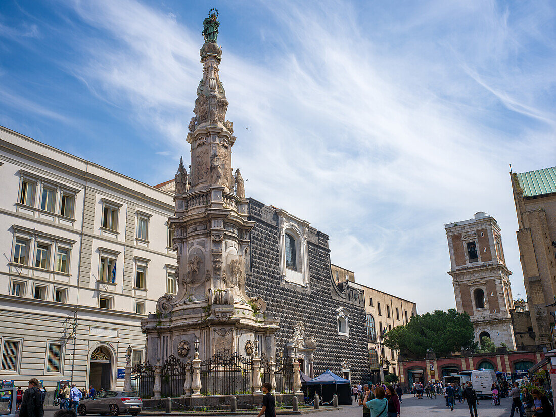  Tower of the Immaculate Conception and Chiesa del Gesù Nuovo, Piazza del Gesù Nuovo, Old Town, Naples, Campania, Southern Italy, Italy, Europe 