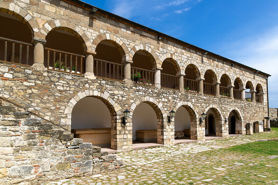 Kloster und Archäologiemuseum, Archäologischer Park Apollonia, Pojan, Albanien