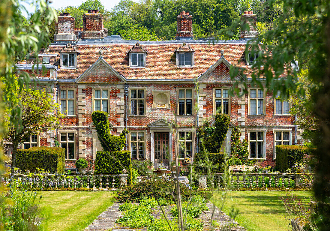 Heale House and gardens, Middle Woodford, Salisbury, Wiltshire, England, UK