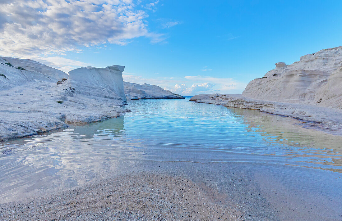  Strand von Sarakiniko, Sarakiniko, Insel Milos, Griechenland 