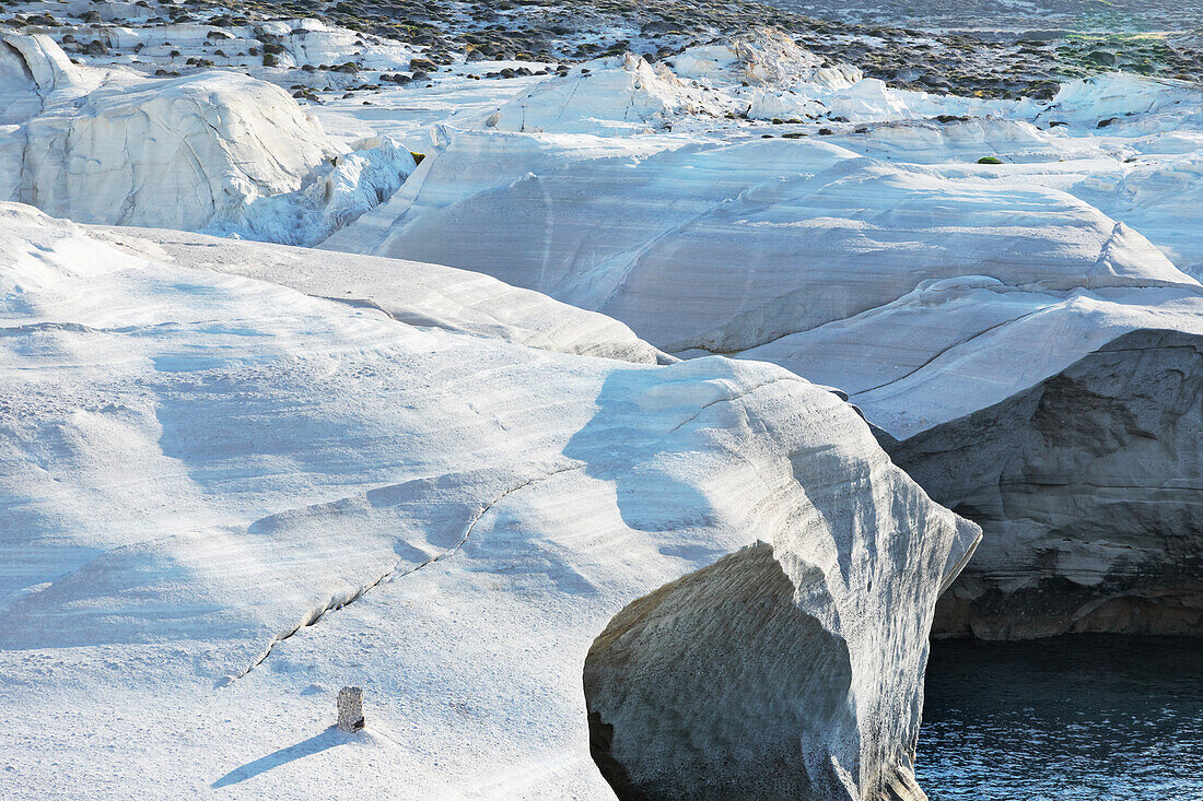  Felsformationen, Sarakiniko, Insel Milos, Griechenland 