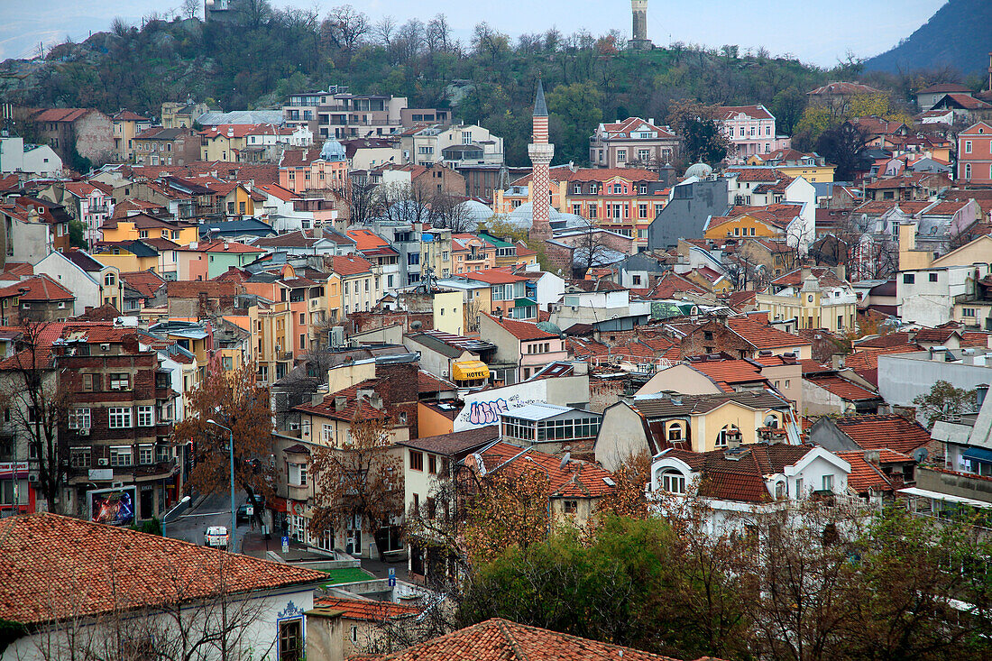  Blick über Gebäude im historischen Zentrum von Plovdiv, Bulgarien, Osteuropa 