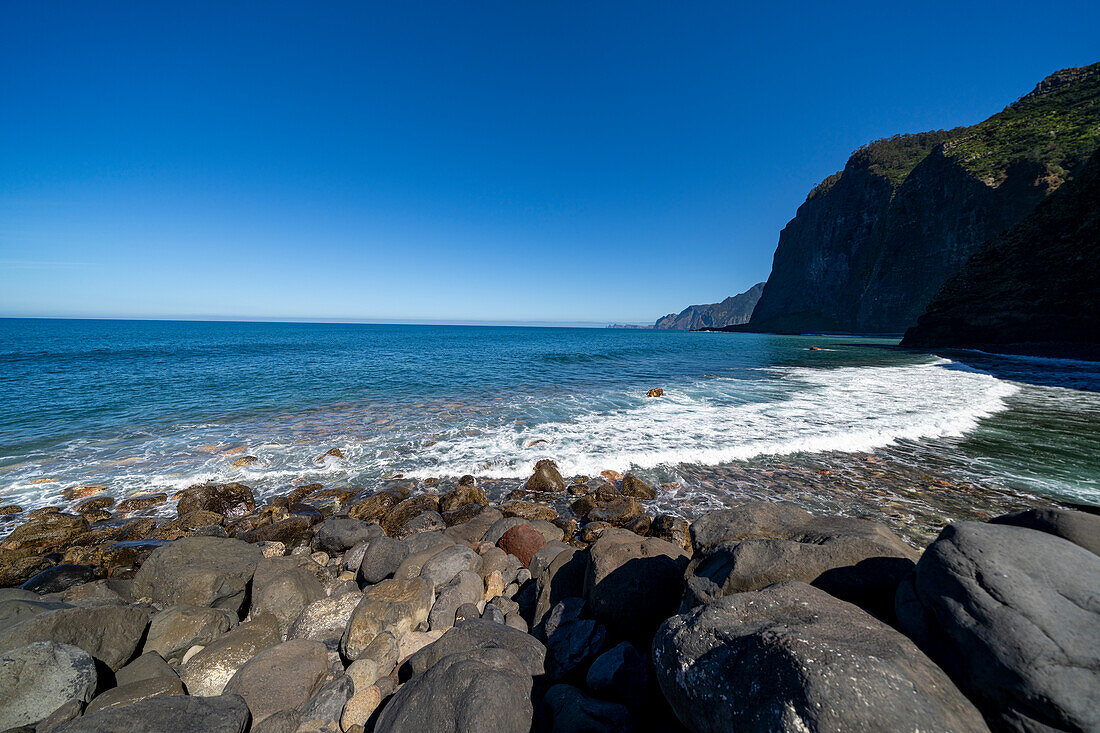  Viewpoint near Faial &#39;Miradouro do Guindaste&#39; 