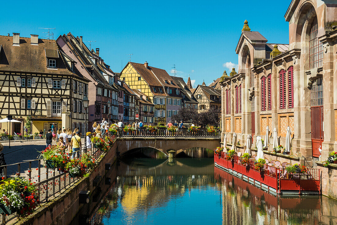  Picturesque colorful half-timbered houses, La Petite Venise, Colmar, Alsace, Bas-Rhin, France 