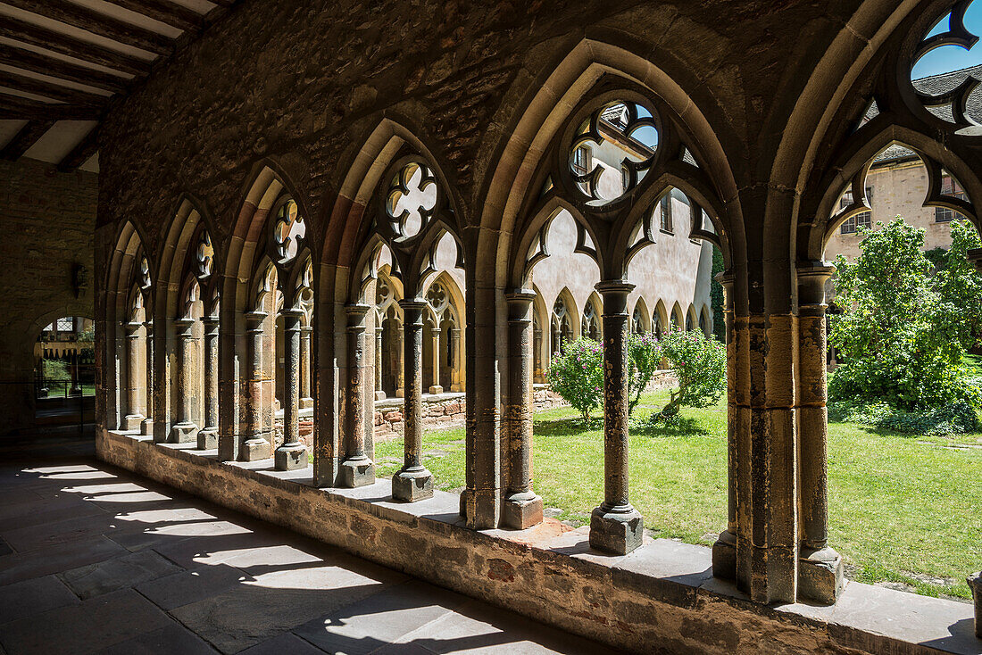  Cloister, Museum Unterlinden, Musée Unterlinden, Colmar, Alsace, France 