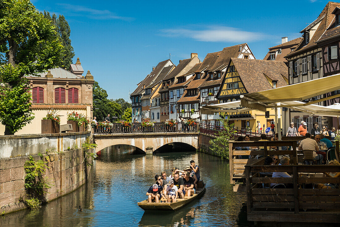 Malerische bunte Fachwerkhäuser, La Petite Venise, Colmar, Elsass, Bas-Rhin, Grand Est, Frankreich