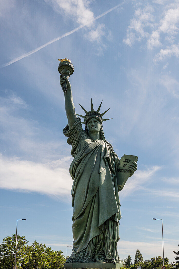  Replica of the Statue of Liberty by Frédéric Auguste Bartholdi, Colmar, Alsace, Bas-Rhin, France 