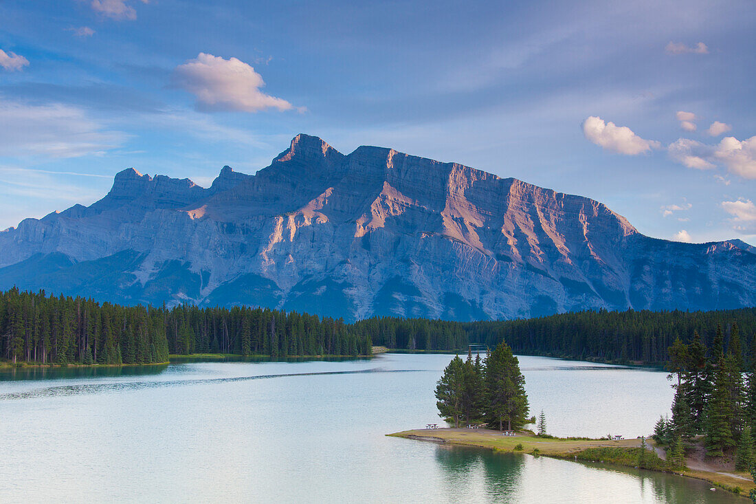  Two Jack Lake, Banff National Park, Alberta, Canada 