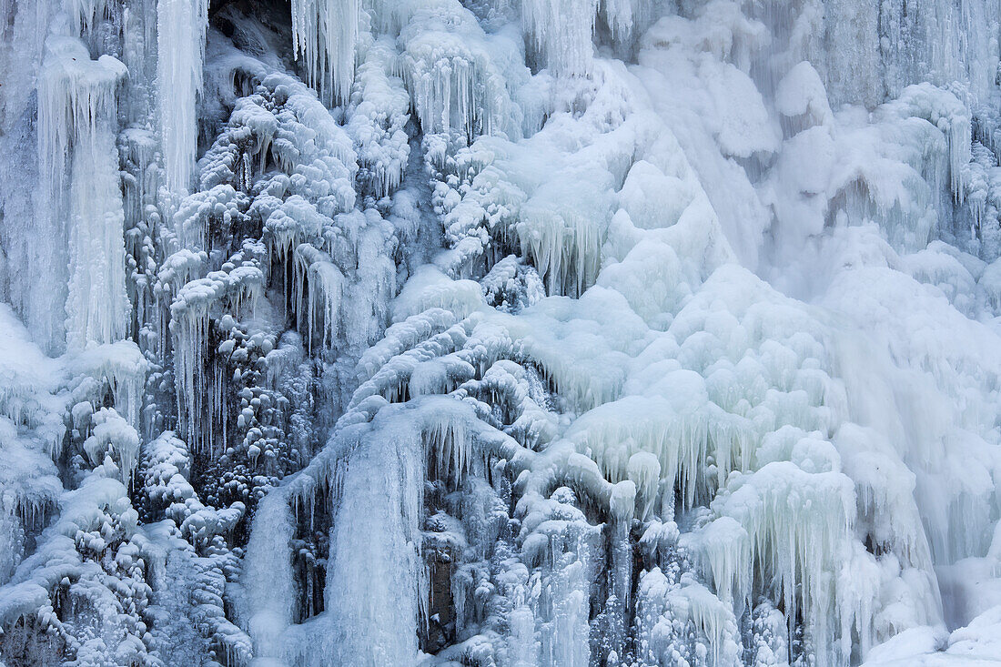  Radau waterfall, frozen waterfall, winter, Harz, Lower Saxony, Germany 