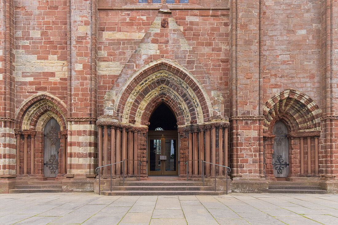 St.-Magnus-Kathedrale, noerdlichste Kathedrale 1137 erbaut in Kirkwall, Orkney, Schottland