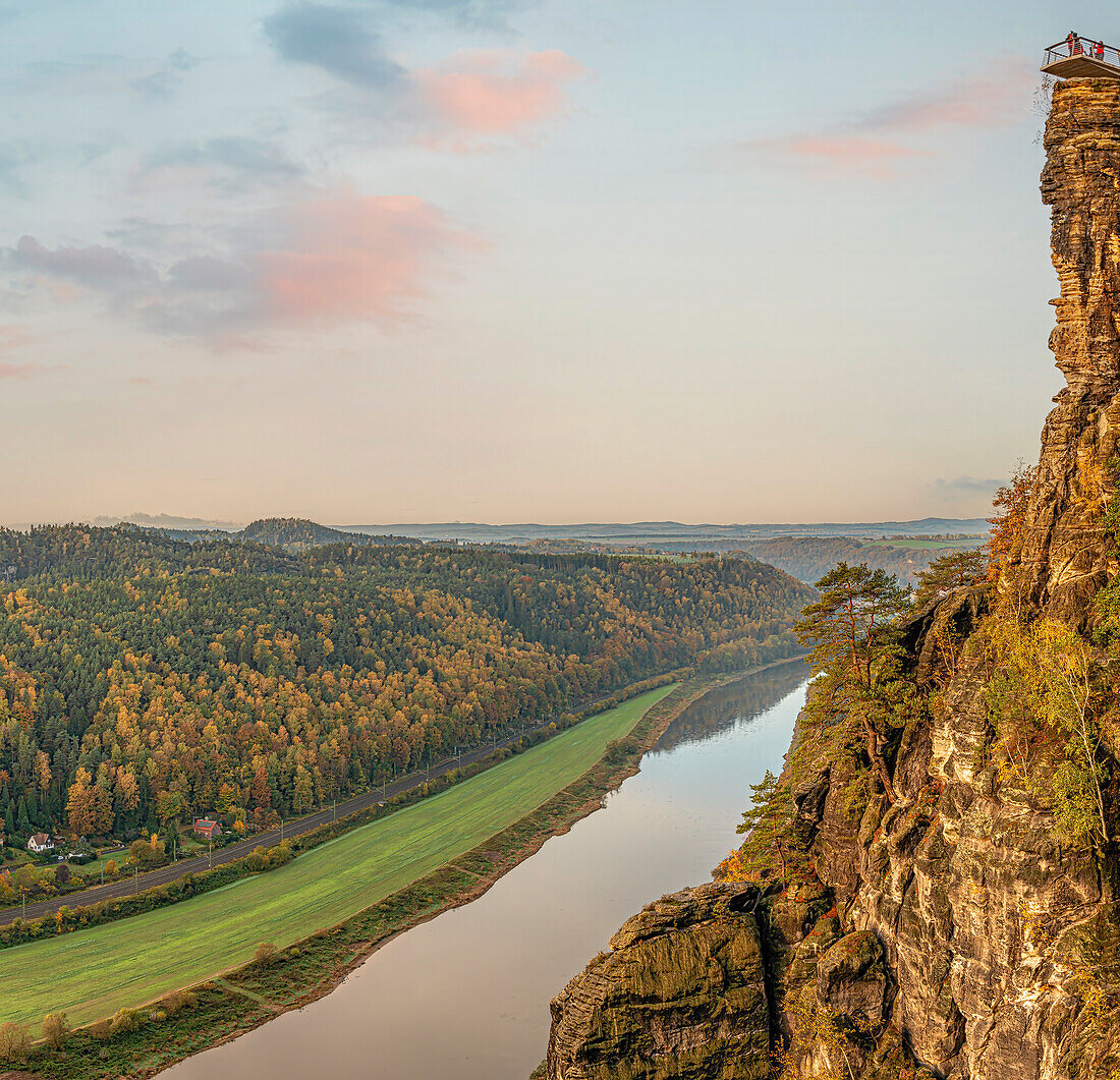  New viewing platform at the Bastei rock bridge in autumn, Saxon Switzerland, Saxony, Germany  