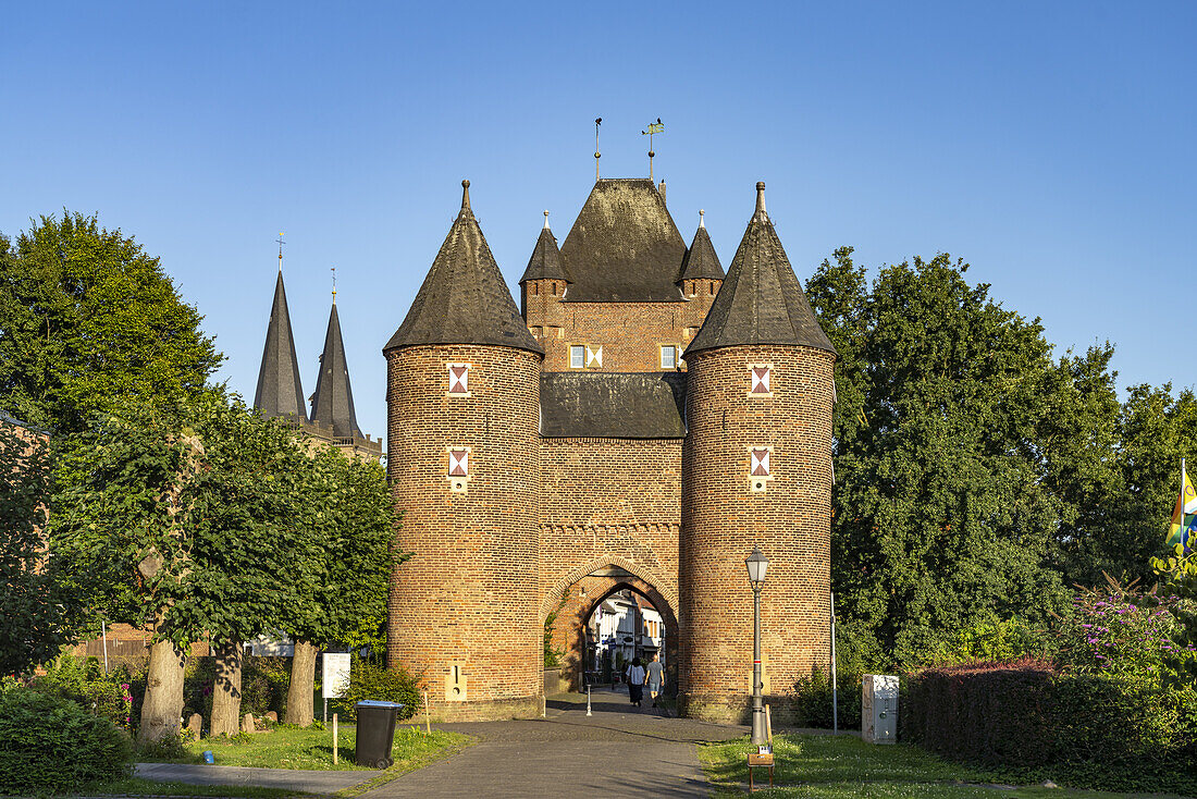  Owl towers of the outer Klever Tor in Xanten, Lower Rhine, North Rhine-Westphalia, Germany, Europe\n 