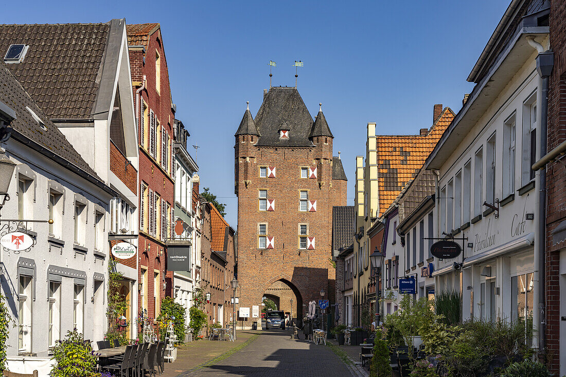 Das Innere Klever Tor in Xanten, Niederrhein, Nordrhein-Westfalen, Deutschland, Europa