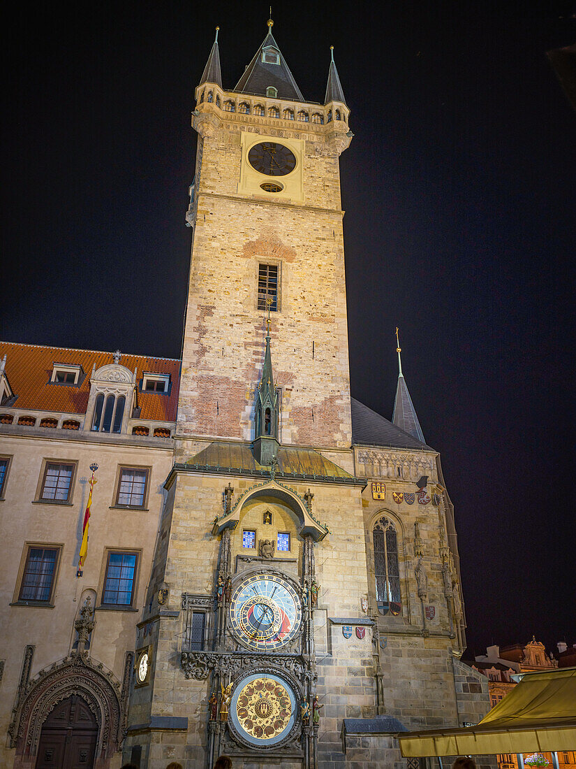 Prager Rathausuhr mit geschlossenen Fenstern, Altstädter Rathaus, Altstädter Ring, Prag, Tschechische Republik, Europa