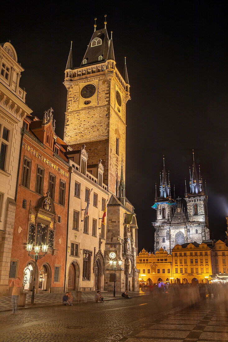 Altstädter Ring bei Nacht, Altstädter Rathaus, Teynkirche, Prager Altstadt, Prag, Tschechische Republik, Europa