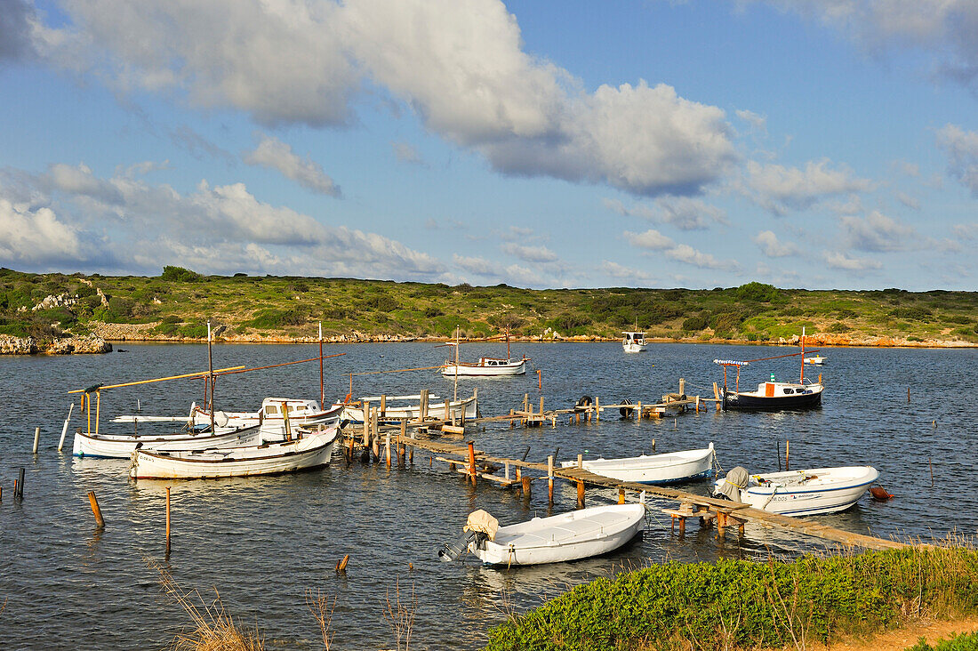 Hafen von Sanitja, Kap Cavalleria an der Nordküste, Insel Menorca, Balearen, Spanien, Europa