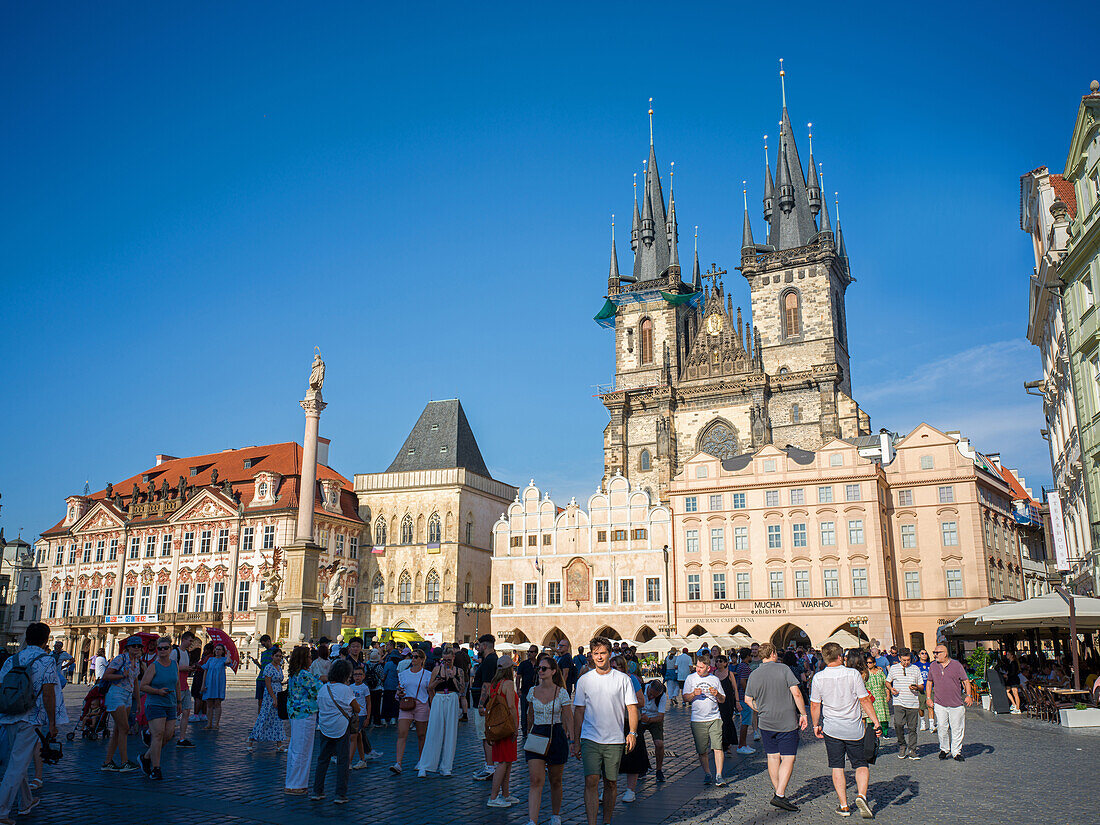  Old Town Square, Tyn Church, Prague Old Town, Prague, Czech Republic, Europe 