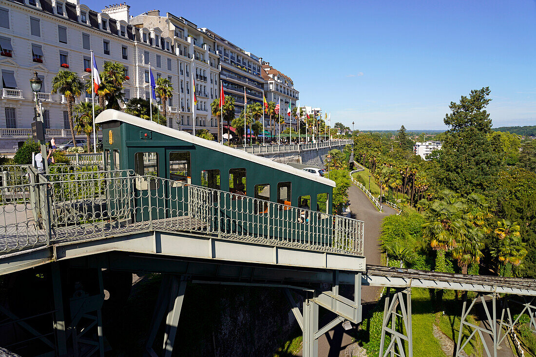 Die Standseilbahn von Pau, Pyrenäen, Frankreich, Europa