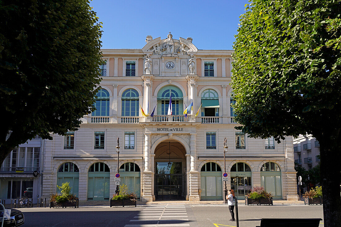 Das Rathaus Hotel de Ville in Pau, Pyrenäen, Frankreich, Europa