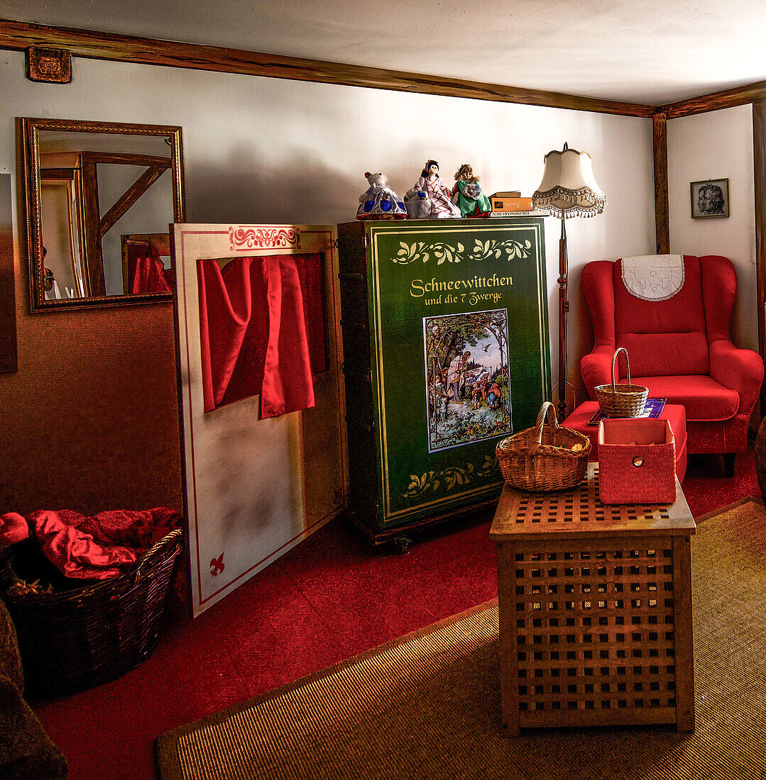  Storytelling room in the Snow White House Bergfreiheit, Bad Wildungen, Hesse, Germany 