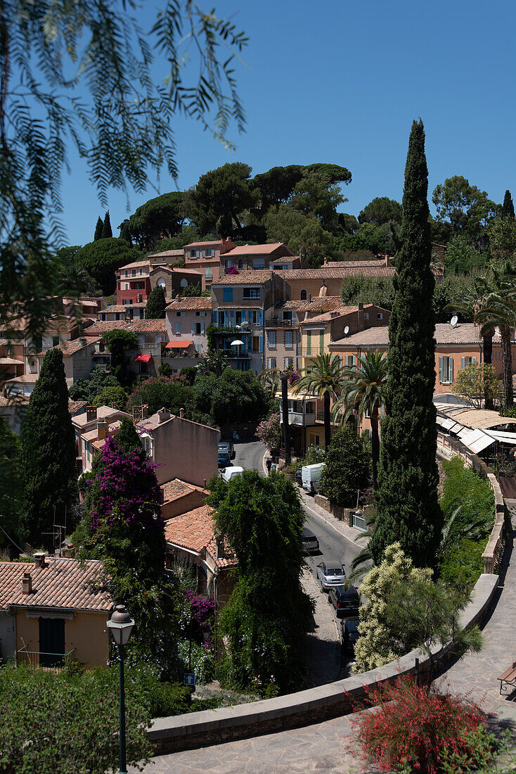 Mittelalterliche Hügelstadt Bormes-Les-Mimosas, Provence-Alpes-Côte d’Azur, Frankreich