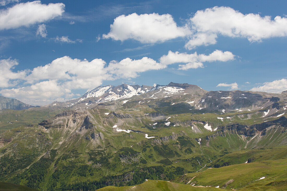  View of the mountains at Schafkarkogel, Hohe Tauern National Park, Salzburg, Austria 