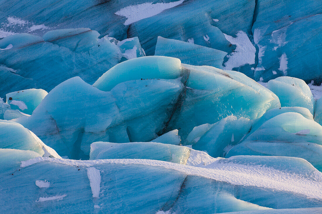  Ice formations at the Svinafellsjoekull glacier tongue, Vatnajoekull National Park, winter, Iceland 