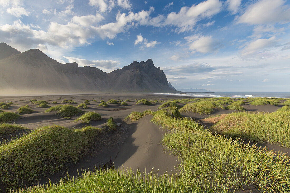  View of Vestrahorn on the Klifatindur mountain range, Stokksnes, summer, Iceland 