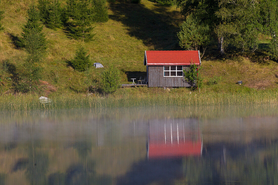 Holzhaus am See, Sommer, Värmland, Schweden