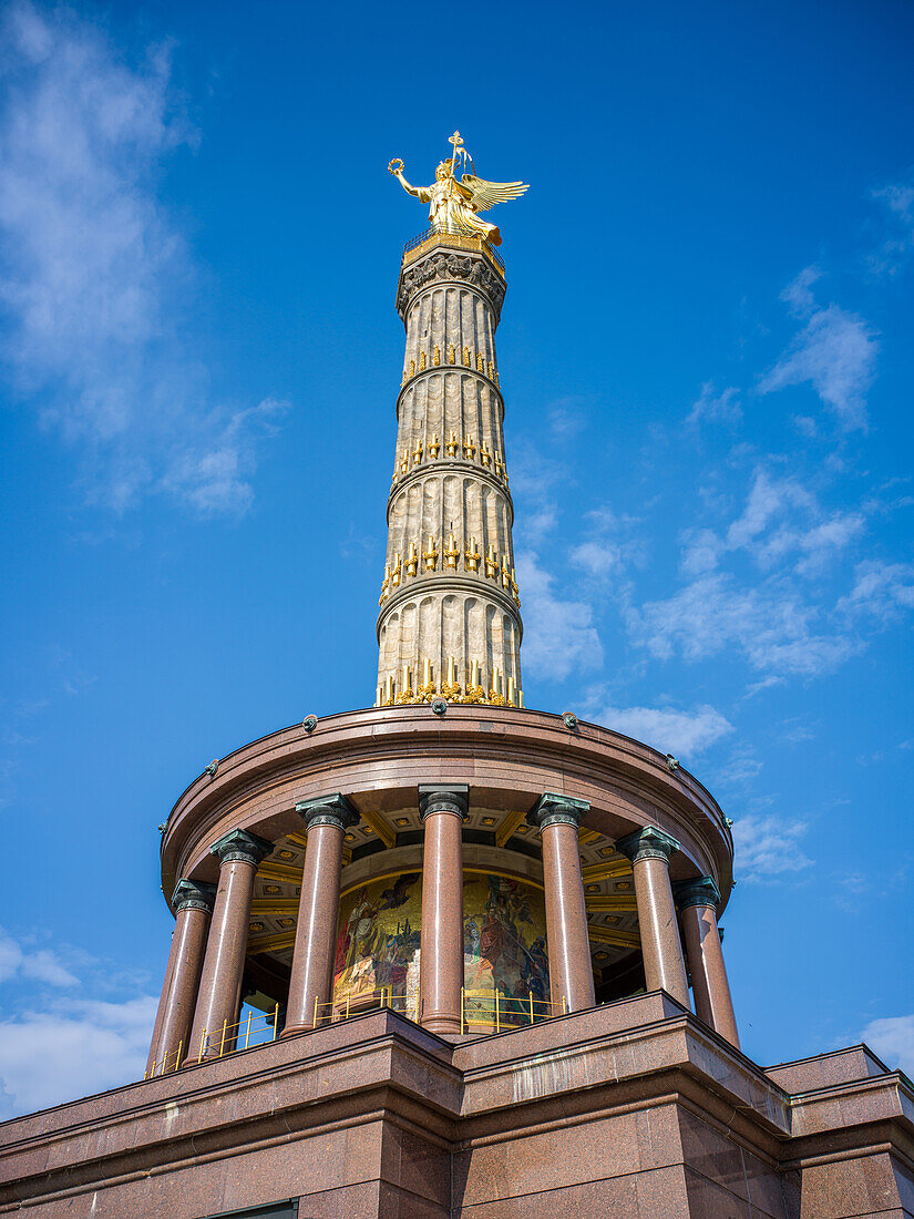  Victory Column, Grosser Stern, Straße des 17. Juni, West Berlin, Tiergarten, Berlin, Germany, Europe 